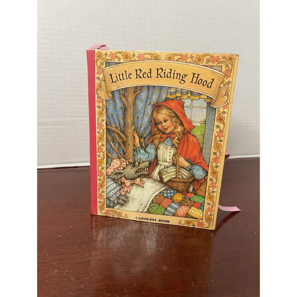 LITTLE RED RIDING HOOD CAROUSEL BOOK Linda Griffith Pop-Up Book SC Vintage